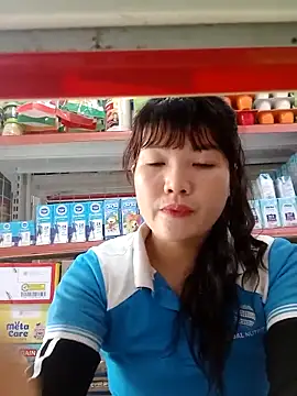 Snapshot of Thao_xx chatting on October 2025 07:54:01 AM Thao xx online show from October 2025 07:54:01 AM