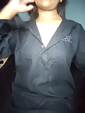Snapshot of queen_visakha chatting on September 2025 05:43:01 AM queen visakha online show from September 2025 05:43:01 AM