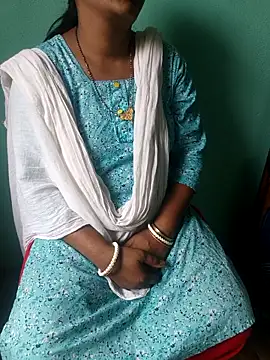 Snapshot of desi_boudi87 chatting on May 2026 03:54:01 AM desi boudi87 online show from May 2026 03:54:01 AM