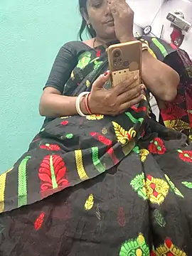 Snapshot of desi_boudi87 chatting on September 2025 11:17:02 AM desi boudi87 online show from September 2025 11:17:02 AM