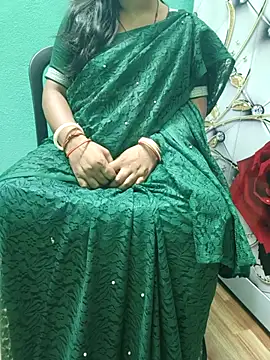 Snapshot of desi_boudi87 chatting on September 2025 11:50:02 AM desi boudi87 online show from September 2025 11:50:02 AM