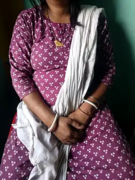 Snapshot of desi_boudi87 chatting on May 2026 10:07:02 AM desi boudi87 online show from May 2026 10:07:02 AM