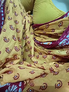 Snapshot of desi_boudi87 chatting on May 2026 05:38:02 PM desi boudi87 online show from May 2026 05:38:02 PM