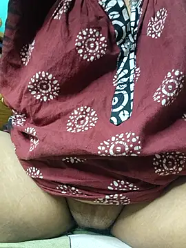 Snapshot of desi_boudi87 chatting on October 2025 07:44:01 PM desi boudi87 online show from October 2025 07:44:01 PM