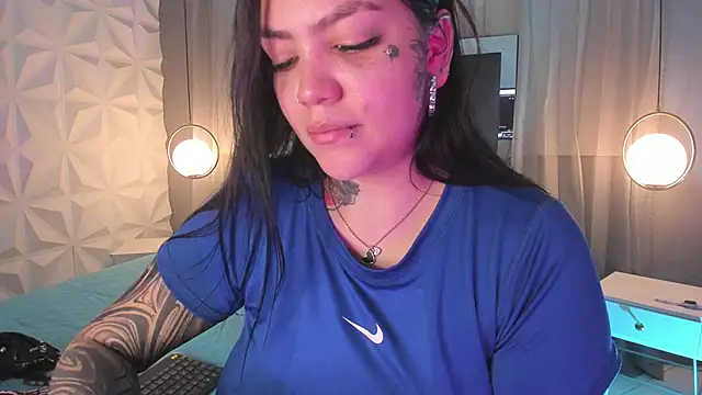 MAGIC TESSA online show from November 2025 08:08:01 PM