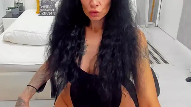 MarbellaRyder online show from November 2025 06:06:01 AM