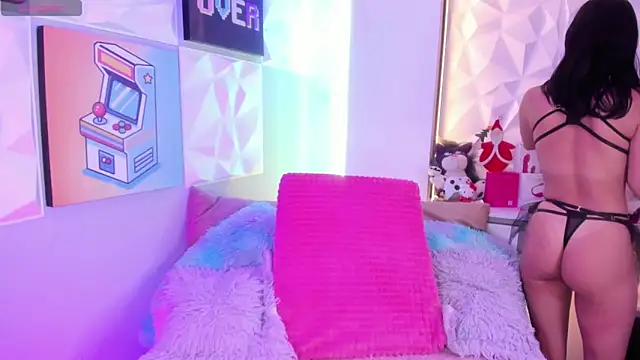 LindaWz  online show from December 2025 04:06:01 AM