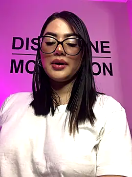 Catalina-Malave online show from November 2025 02:11:02 AM