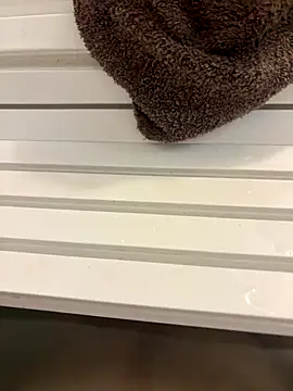 Snapshot of sukebegorilla chatting on October 2025 04:39:02 PM sukebegorilla online show from October 2025 04:39:02 PM