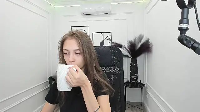 EmilyGraydis online show from September 2025 11:16:02 AM