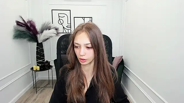 EmilyGraydis online show from November 2025 04:12:01 AM