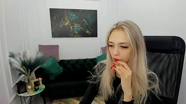 EmilyGraydis online show from February 2026 03:25:01 AM