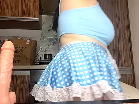 curvybombb online show from November 2025 08:35:02 PM