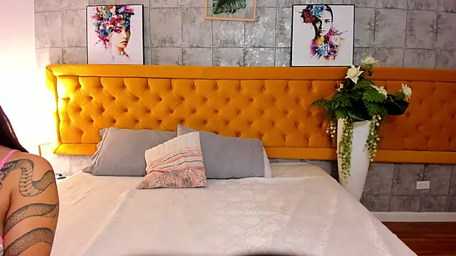 LiilithNova online show from November 2025 04:05:02 AM