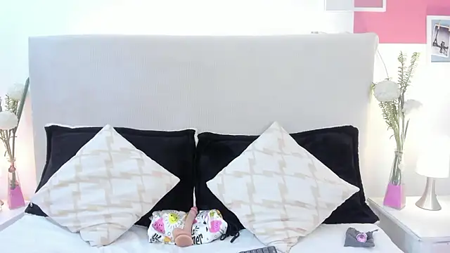 Angel Velvet online show from March 2026 06:03:02 PM