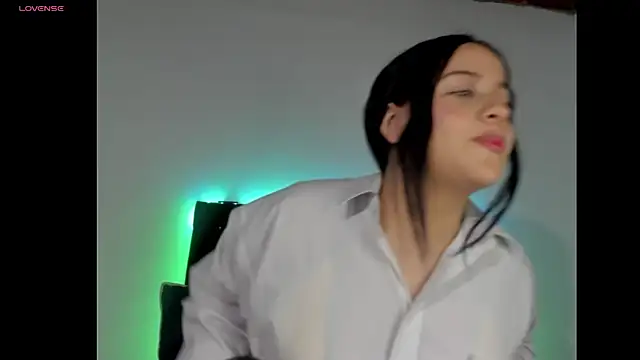 Mollykarterr online show from October 2025 03:06:01 AM