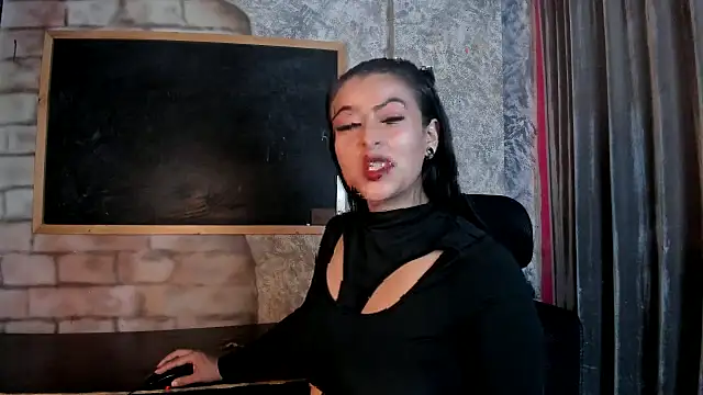 Snapshot of Zairaa_Fox chatting on October 2025 07:06:01 PM Zairaa Fox online show from October 2025 07:06:01 PM