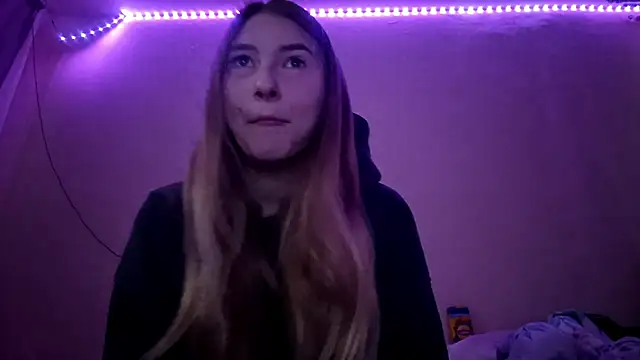 Nymera flare online show from November 2025 06:39:01 AM