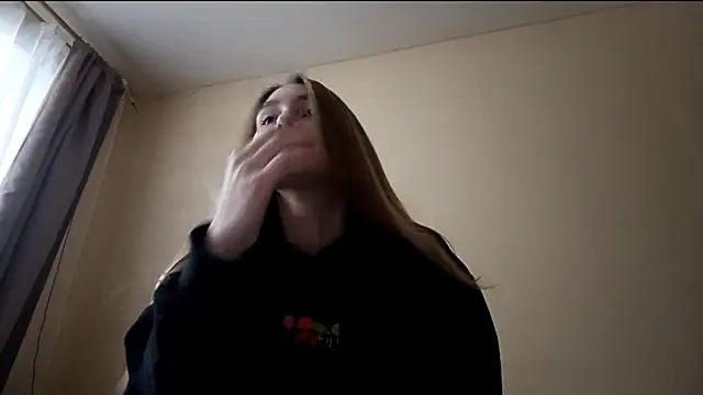 Nymera flare online show from November 2025 06:56:02 AM