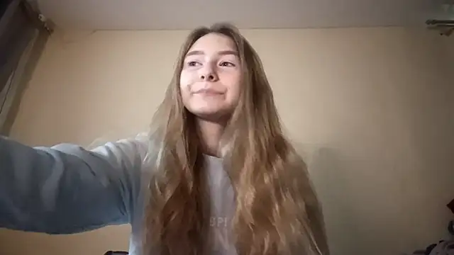 Nymera flare online show from December 2025 06:45:02 AM