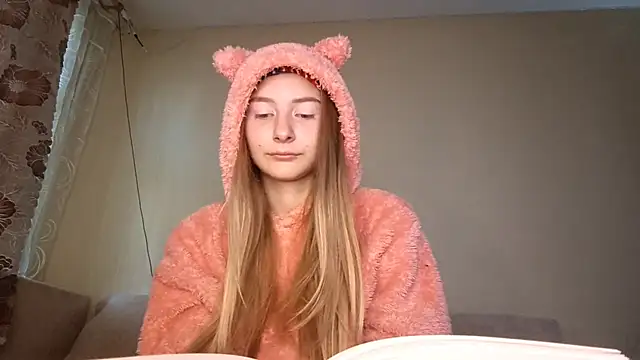 Nymera flare online show from September 2025 07:08:01 AM