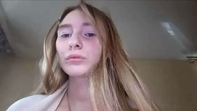 Nymera flare online show from October 2025 06:46:01 AM