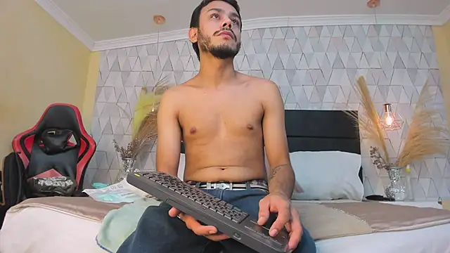 Boss Domiinator online show from February 2026 12:22:02 PM