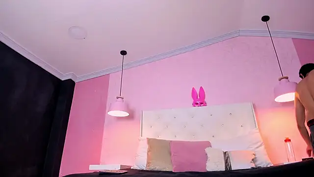 Boss Domiinator online show from March 2026 12:35:02 PM