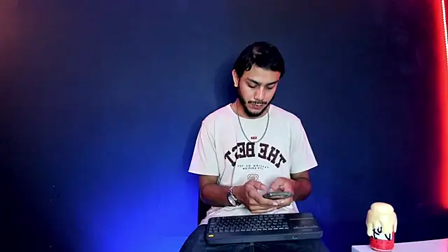 Boss Domiinator online show from April 2026 11:50:01 AM