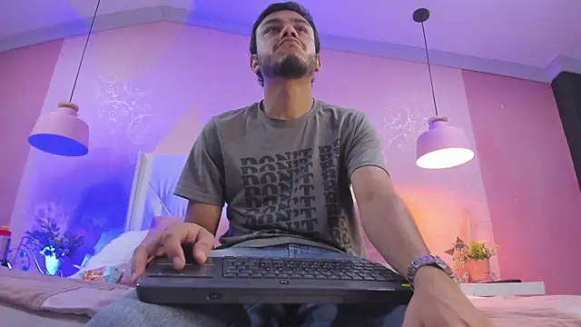 Boss Domiinator online show from February 2026 12:34:02 PM