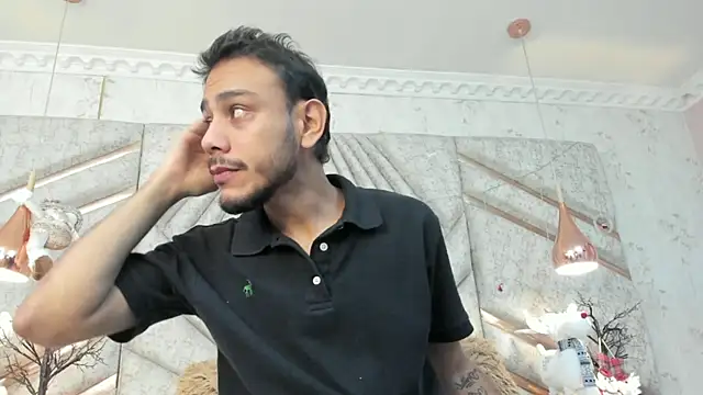 Boss Domiinator online show from January 2026 12:33:02 PM