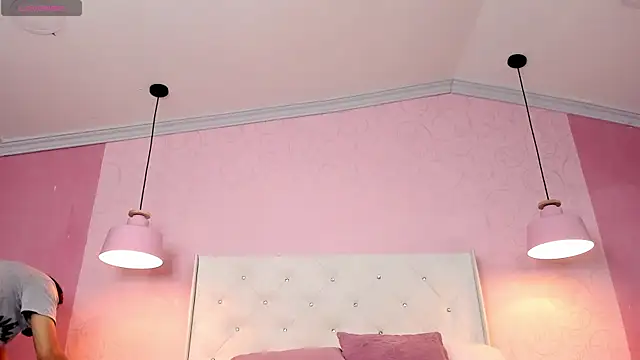 Boss Domiinator online show from March 2026 12:21:03 PM