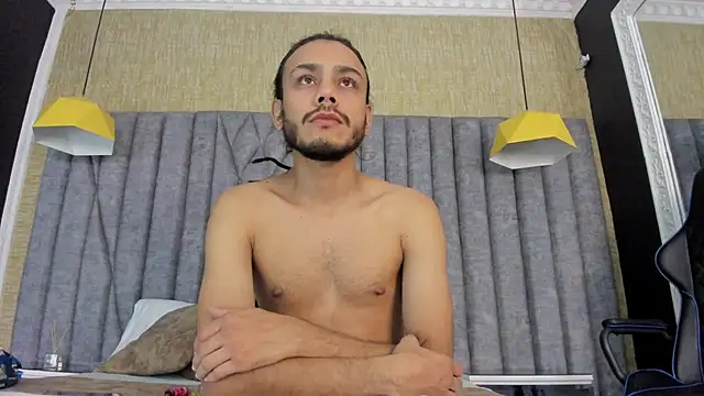 Boss Domiinator online show from November 2025 03:39:02 AM