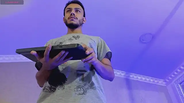 Boss Domiinator online show from January 2026 12:44:02 PM