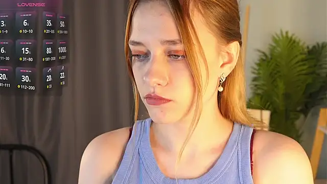 HollieCollelo online show from November 2025 03:06:02 AM