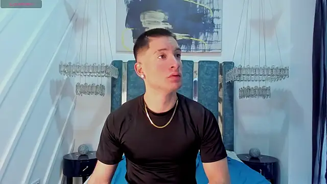 HunterHeat  online show from December 2025 11:42:02 AM