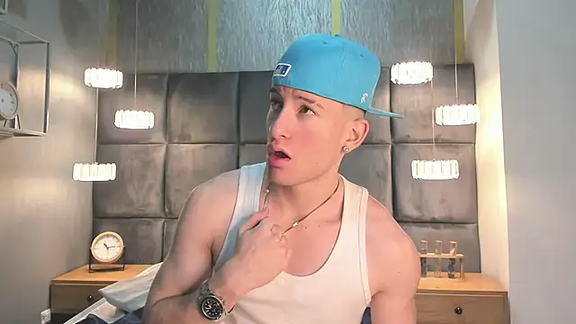 HunterHeat  online show from November 2025 11:43:02 AM