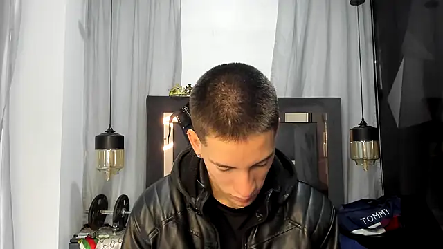 HunterHeat  online show from April 2026 01:03:01 PM