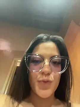 alilith online show from November 2025 06:01:02 PM