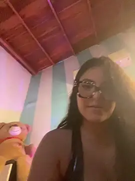 alilith online show from February 2026 07:36:01 PM