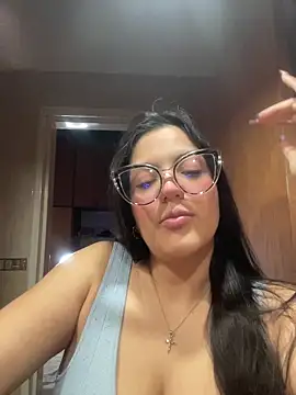 alilith online show from December 2025 08:42:02 PM