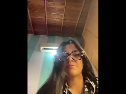 alilith online show from March 2026 07:54:02 PM