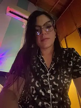 alilith online show from November 2025 03:22:02 PM