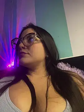 alilith online show from November 2025 07:25:01 PM