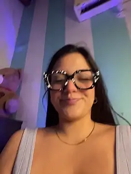 alilith online show from February 2026 08:17:02 PM