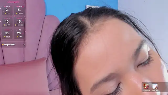 emma clarke  online show from January 2026 03:43:01 AM