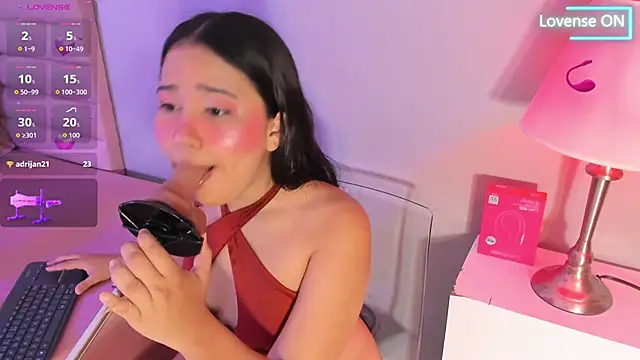 emma clarke  online show from April 2026 03:41:01 AM