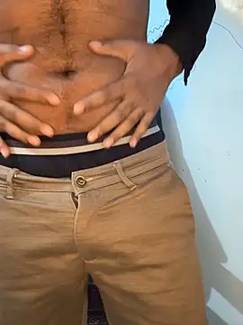 Snapshot of MeekBatgirl chatting on October 2025 06:21:01 AM MeekBatgirl online show from October 2025 06:21:01 AM