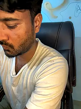 Snapshot of MeekBatgirl chatting on October 2025 04:19:02 PM MeekBatgirl online show from October 2025 04:19:02 PM