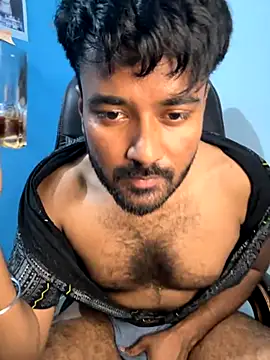 Snapshot of MeekBatgirl chatting on September 2025 07:21:02 PM MeekBatgirl online show from September 2025 07:21:02 PM